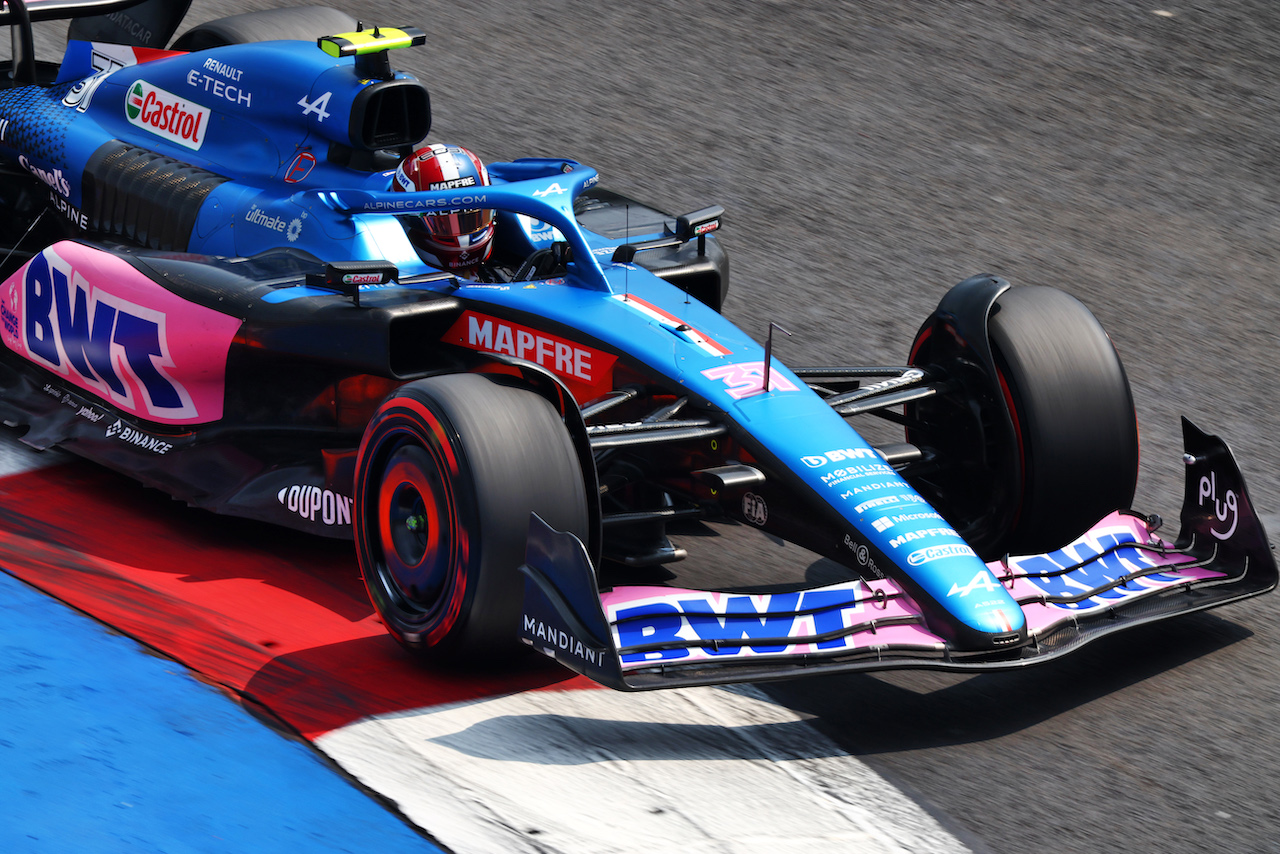 GP CITTA DEL MESSICO, Esteban Ocon (FRA) Alpine F1 Team A522.
29.10.2022. Formula 1 World Championship, Rd 20, Mexican Grand Prix, Mexico City, Mexico, Qualifiche Day.
 - www.xpbimages.com, EMail: requests@xpbimages.com © Copyright: Coates / XPB Images
