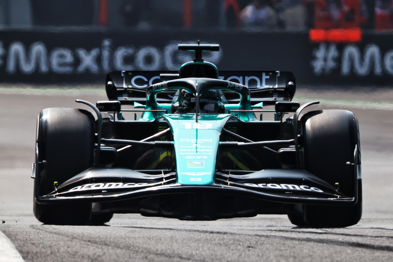 GP CITTA DEL MESSICO, Lance Stroll (CDN) Aston Martin F1 Team AMR22.
29.10.2022. Formula 1 World Championship, Rd 20, Mexican Grand Prix, Mexico City, Mexico, Qualifiche Day.
 - www.xpbimages.com, EMail: requests@xpbimages.com © Copyright: Coates / XPB Images