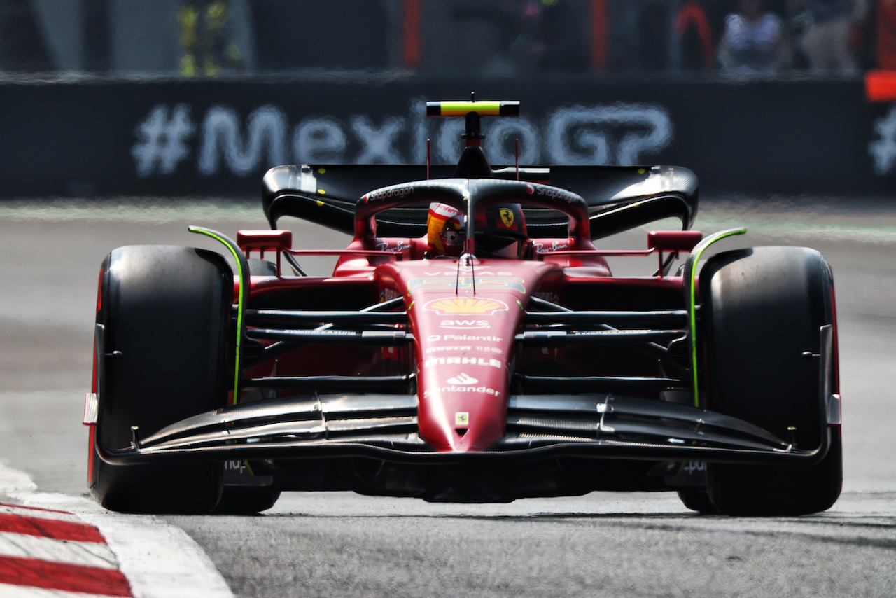 GP CITTA DEL MESSICO, Carlos Sainz Jr (ESP) Ferrari F1-75.
29.10.2022. Formula 1 World Championship, Rd 20, Mexican Grand Prix, Mexico City, Mexico, Qualifiche Day.
 - www.xpbimages.com, EMail: requests@xpbimages.com © Copyright: Coates / XPB Images
