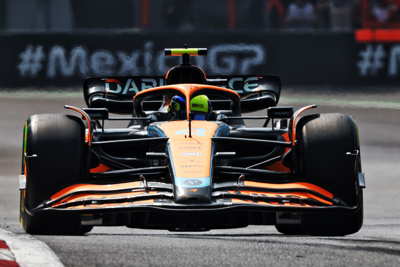 GP CITTA DEL MESSICO, Lando Norris (GBR) McLaren MCL36.
29.10.2022. Formula 1 World Championship, Rd 20, Mexican Grand Prix, Mexico City, Mexico, Qualifiche Day.
 - www.xpbimages.com, EMail: requests@xpbimages.com © Copyright: Coates / XPB Images