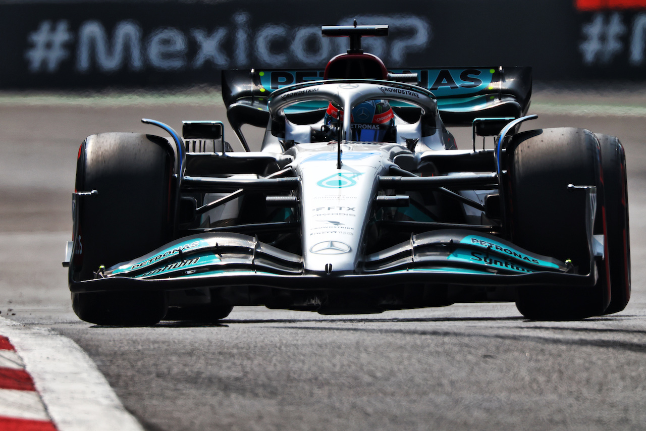 GP CITTA DEL MESSICO, George Russell (GBR) Mercedes AMG F1 W13.
29.10.2022. Formula 1 World Championship, Rd 20, Mexican Grand Prix, Mexico City, Mexico, Qualifiche Day.
 - www.xpbimages.com, EMail: requests@xpbimages.com © Copyright: Coates / XPB Images
