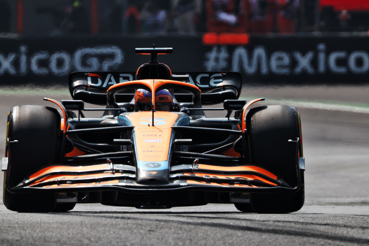 GP CITTA DEL MESSICO, Daniel Ricciardo (AUS) McLaren MCL36.
29.10.2022. Formula 1 World Championship, Rd 20, Mexican Grand Prix, Mexico City, Mexico, Qualifiche Day.
 - www.xpbimages.com, EMail: requests@xpbimages.com © Copyright: Coates / XPB Images