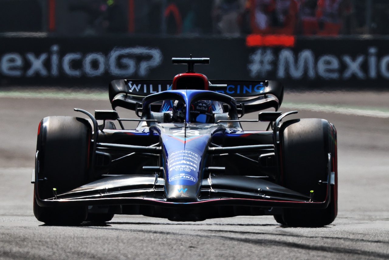 GP CITTA DEL MESSICO, Alexander Albon (THA) Williams Racing FW44.
29.10.2022. Formula 1 World Championship, Rd 20, Mexican Grand Prix, Mexico City, Mexico, Qualifiche Day.
 - www.xpbimages.com, EMail: requests@xpbimages.com © Copyright: Coates / XPB Images