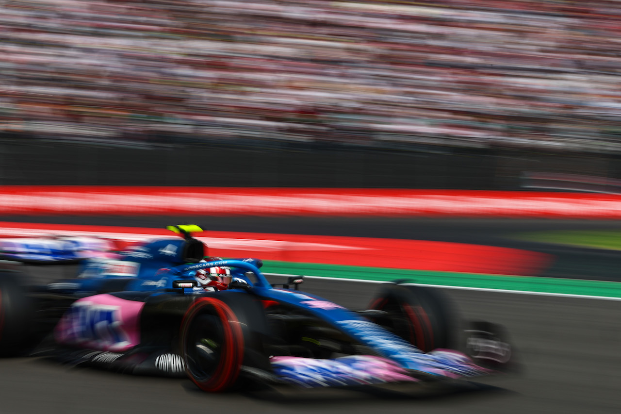 GP CITTA DEL MESSICO, Esteban Ocon (FRA), Alpine F1 Team 
29.10.2022. Formula 1 World Championship, Rd 20, Mexican Grand Prix, Mexico City, Mexico, Qualifiche Day.
- www.xpbimages.com, EMail: requests@xpbimages.com ¬© Copyright: Charniaux / XPB Images