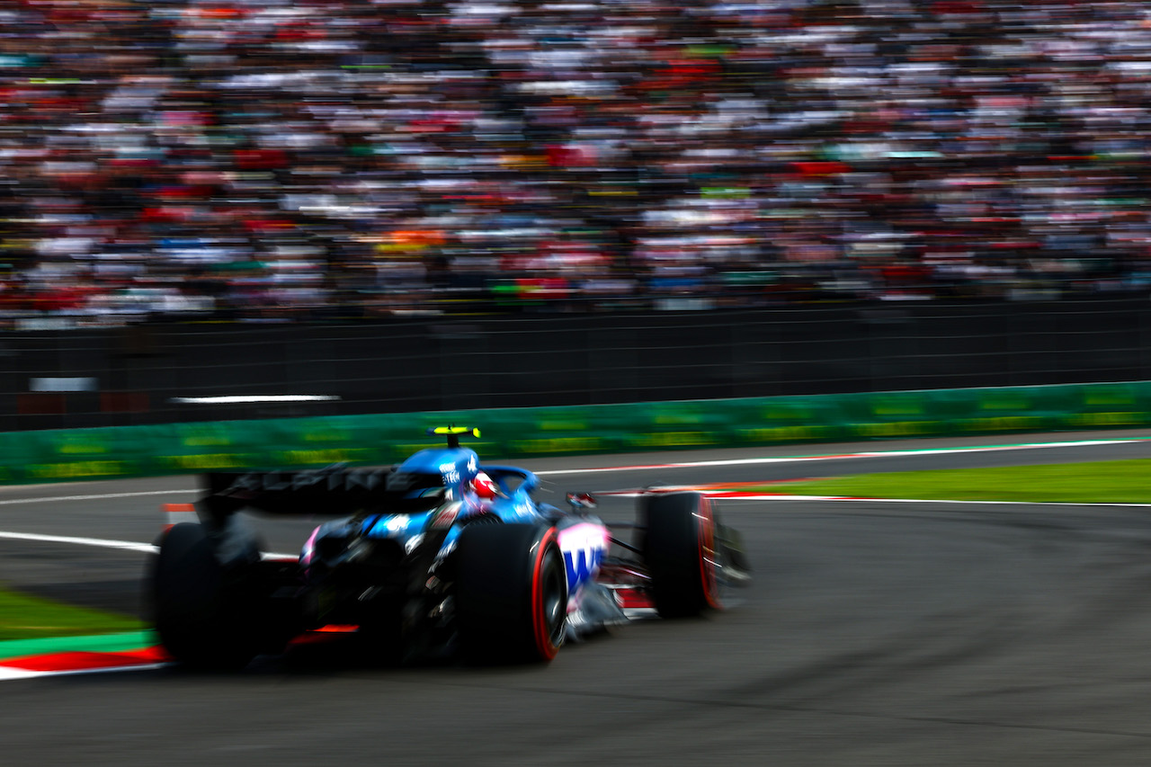 GP CITTA DEL MESSICO, Esteban Ocon (FRA), Alpine F1 Team 
29.10.2022. Formula 1 World Championship, Rd 20, Mexican Grand Prix, Mexico City, Mexico, Qualifiche Day.
- www.xpbimages.com, EMail: requests@xpbimages.com ¬© Copyright: Charniaux / XPB Images