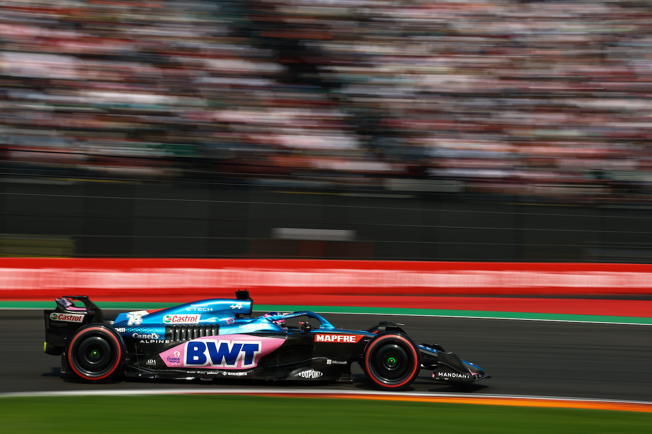 GP CITTA DEL MESSICO, Fernando Alonso (ESP), Alpine F1 Team 
29.10.2022. Formula 1 World Championship, Rd 20, Mexican Grand Prix, Mexico City, Mexico, Qualifiche Day.
- www.xpbimages.com, EMail: requests@xpbimages.com ¬© Copyright: Charniaux / XPB Images