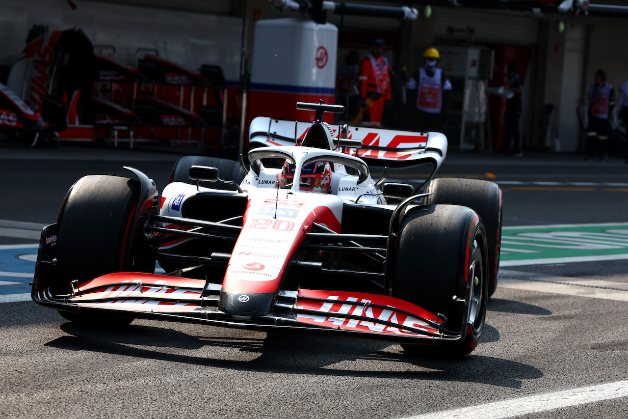 GP CITTA DEL MESSICO, Kevin Magnussen (DEN) Haas VF-22.
29.10.2022. Formula 1 World Championship, Rd 20, Mexican Grand Prix, Mexico City, Mexico, Qualifiche Day.
- www.xpbimages.com, EMail: requests@xpbimages.com ¬© Copyright: Batchelor / XPB Images