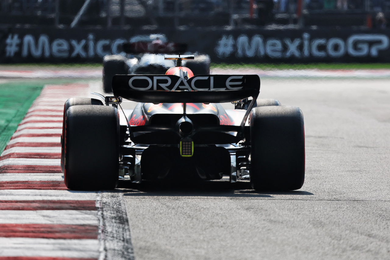 GP CITTA DEL MESSICO, Max Verstappen (NLD) Red Bull Racing RB18.
29.10.2022. Formula 1 World Championship, Rd 20, Mexican Grand Prix, Mexico City, Mexico, Qualifiche Day.
- www.xpbimages.com, EMail: requests@xpbimages.com © Copyright: Bearne / XPB Images