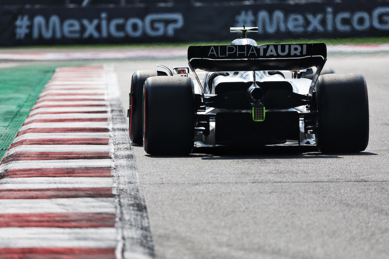 GP CITTA DEL MESSICO, Yuki Tsunoda (JPN) AlphaTauri AT03.
29.10.2022. Formula 1 World Championship, Rd 20, Mexican Grand Prix, Mexico City, Mexico, Qualifiche Day.
- www.xpbimages.com, EMail: requests@xpbimages.com © Copyright: Bearne / XPB Images