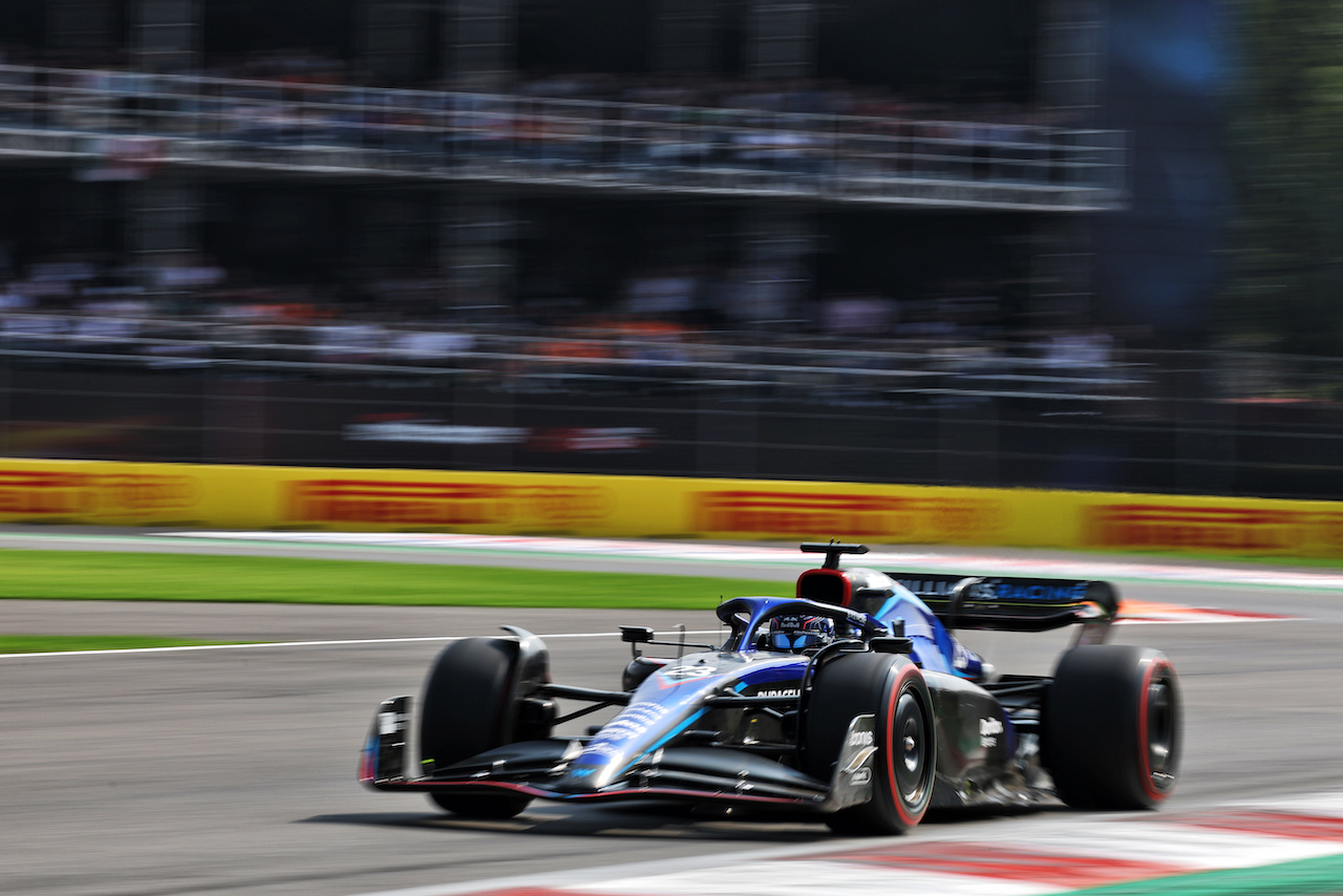 GP CITTA DEL MESSICO, Alexander Albon (THA) Williams Racing FW44.
29.10.2022. Formula 1 World Championship, Rd 20, Mexican Grand Prix, Mexico City, Mexico, Qualifiche Day.
- www.xpbimages.com, EMail: requests@xpbimages.com © Copyright: Bearne / XPB Images