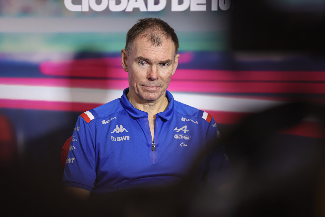 GP CITTA DEL MESSICO, Alan Permane (GBR) Alpine F1 Team Trackside Operations Director, in the FIA Press Conference.
29.10.2022. Formula 1 World Championship, Rd 20, Mexican Grand Prix, Mexico City, Mexico, Qualifiche Day.
- www.xpbimages.com, EMail: requests@xpbimages.com © Copyright: XPB Images