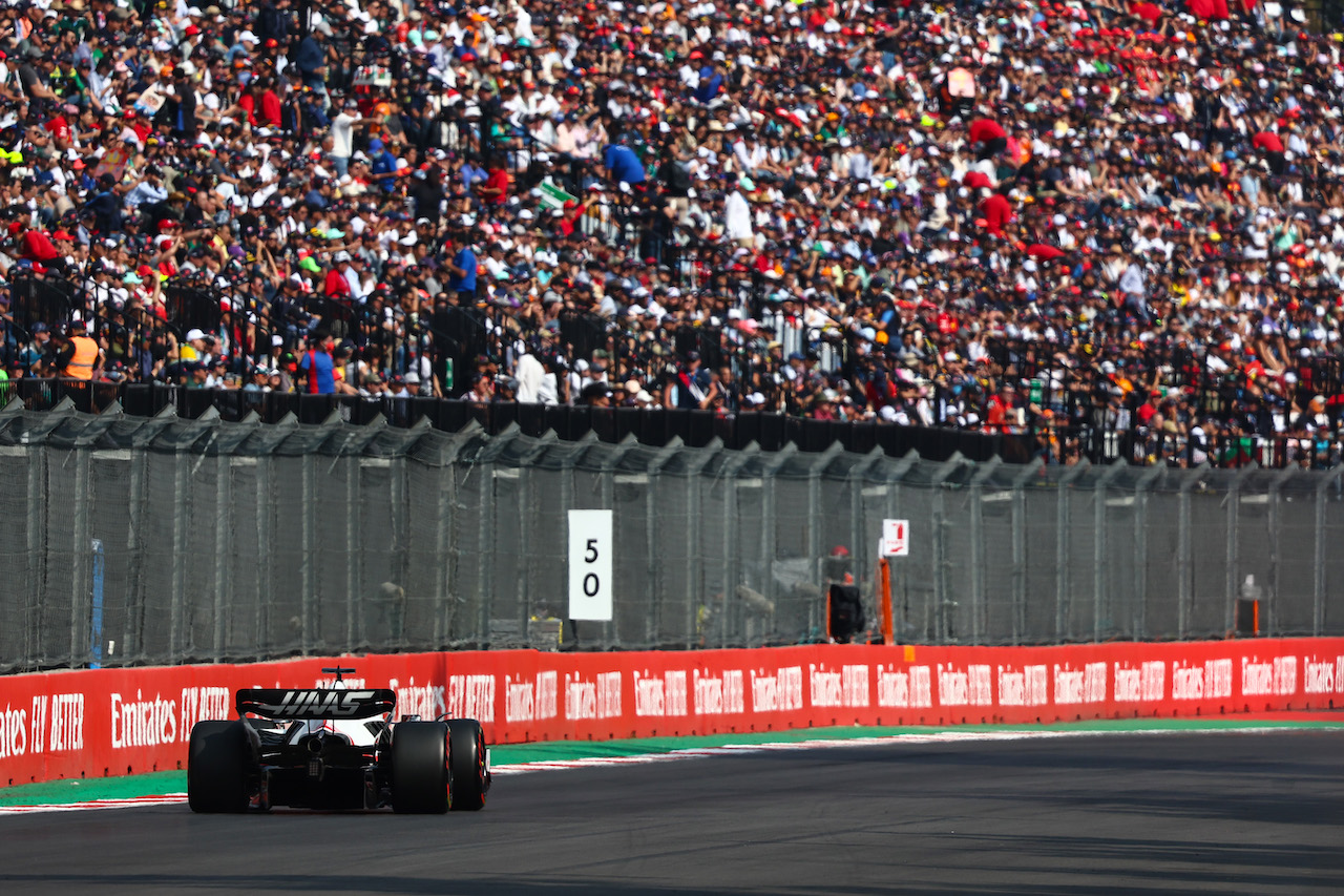 GP CITTA DEL MESSICO, Kevin Magnussen (DEN) Haas F1 Team 
29.10.2022. Formula 1 World Championship, Rd 20, Mexican Grand Prix, Mexico City, Mexico, Qualifiche Day.
- www.xpbimages.com, EMail: requests@xpbimages.com ¬© Copyright: Charniaux / XPB Images