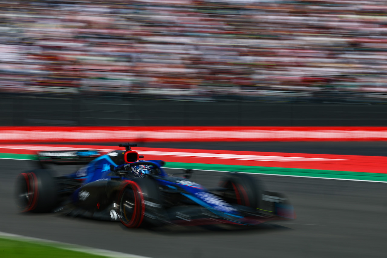 GP CITTA DEL MESSICO, Alex Albon (THA), Williams F1 Team 
29.10.2022. Formula 1 World Championship, Rd 20, Mexican Grand Prix, Mexico City, Mexico, Qualifiche Day.
- www.xpbimages.com, EMail: requests@xpbimages.com ¬© Copyright: Charniaux / XPB Images