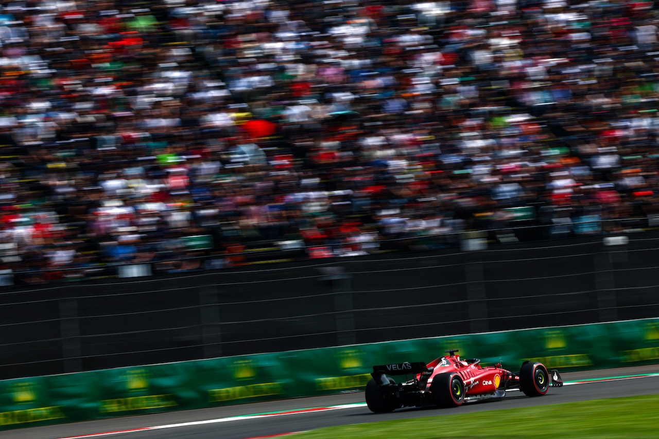 GP CITTA DEL MESSICO, Charles Leclerc (FRA), Ferrari 
29.10.2022. Formula 1 World Championship, Rd 20, Mexican Grand Prix, Mexico City, Mexico, Qualifiche Day.
- www.xpbimages.com, EMail: requests@xpbimages.com ¬© Copyright: Charniaux / XPB Images