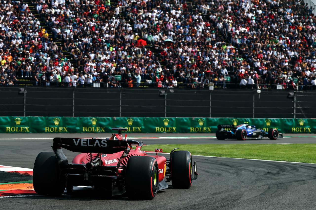 GP CITTA DEL MESSICO, Charles Leclerc (FRA), Ferrari 
29.10.2022. Formula 1 World Championship, Rd 20, Mexican Grand Prix, Mexico City, Mexico, Qualifiche Day.
- www.xpbimages.com, EMail: requests@xpbimages.com ¬© Copyright: Charniaux / XPB Images