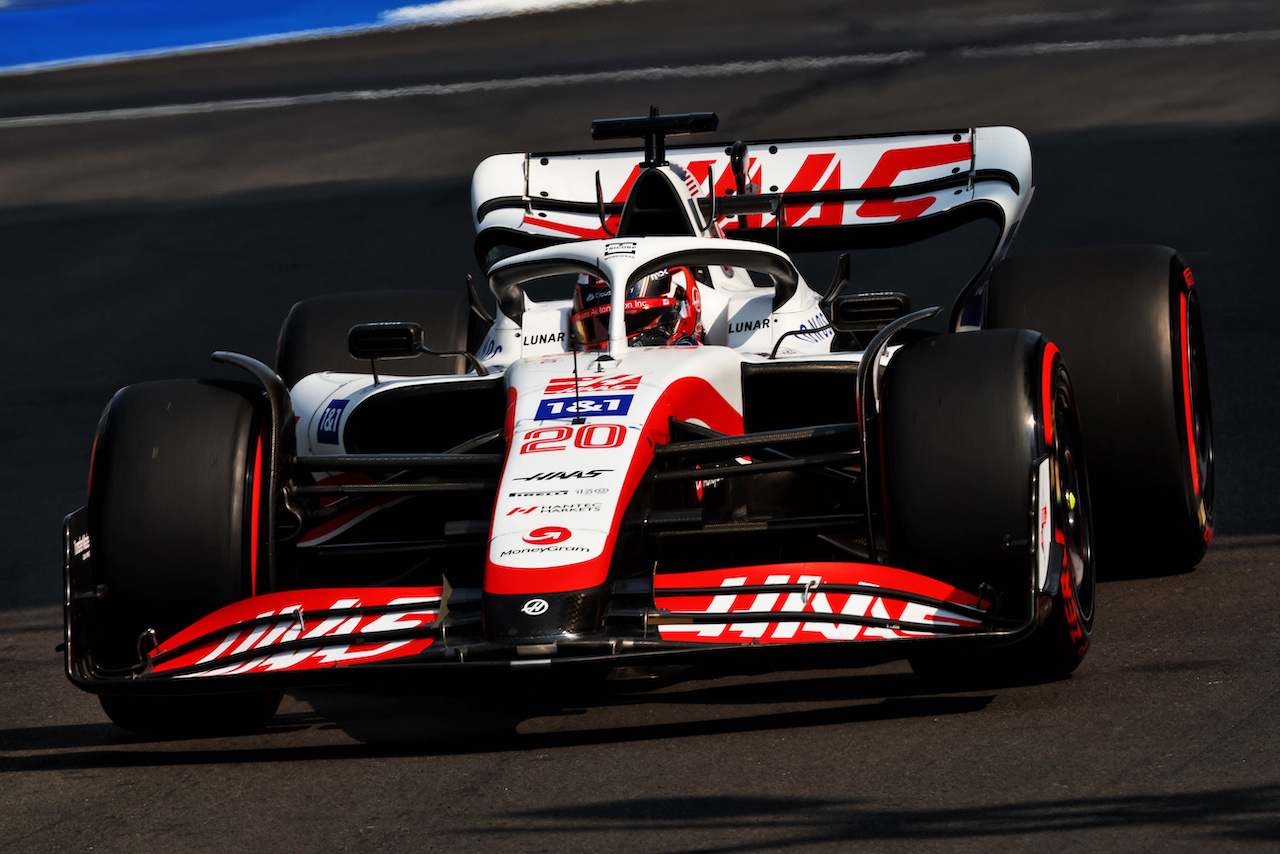 GP CITTA DEL MESSICO, Kevin Magnussen (DEN) Haas VF-22.
29.10.2022. Formula 1 World Championship, Rd 20, Mexican Grand Prix, Mexico City, Mexico, Qualifiche Day.
 - www.xpbimages.com, EMail: requests@xpbimages.com © Copyright: Coates / XPB Images