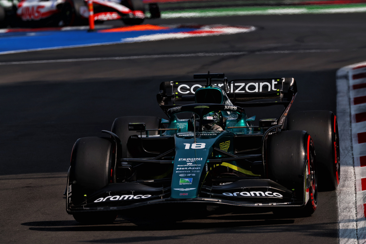 GP CITTA DEL MESSICO, Lance Stroll (CDN) Aston Martin F1 Team AMR22.
29.10.2022. Formula 1 World Championship, Rd 20, Mexican Grand Prix, Mexico City, Mexico, Qualifiche Day.
 - www.xpbimages.com, EMail: requests@xpbimages.com © Copyright: Coates / XPB Images