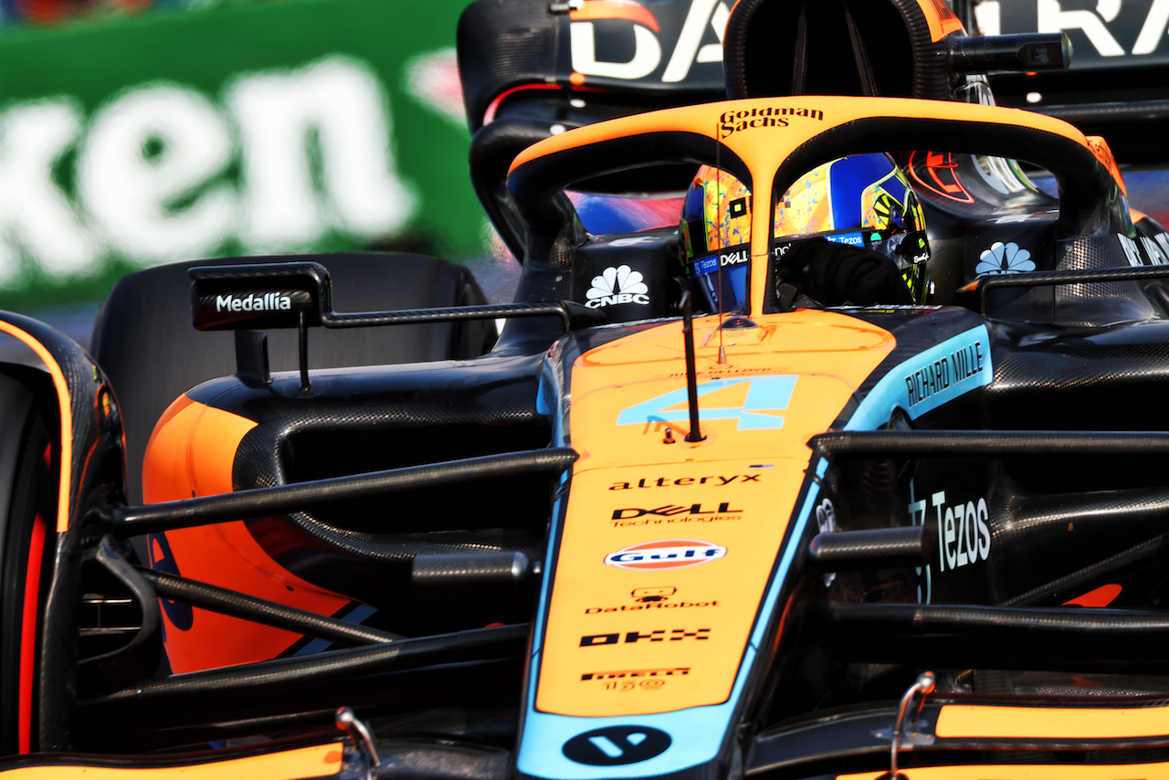 GP CITTA DEL MESSICO, Lando Norris (GBR) McLaren MCL36.
29.10.2022. Formula 1 World Championship, Rd 20, Mexican Grand Prix, Mexico City, Mexico, Qualifiche Day.
 - www.xpbimages.com, EMail: requests@xpbimages.com © Copyright: Coates / XPB Images