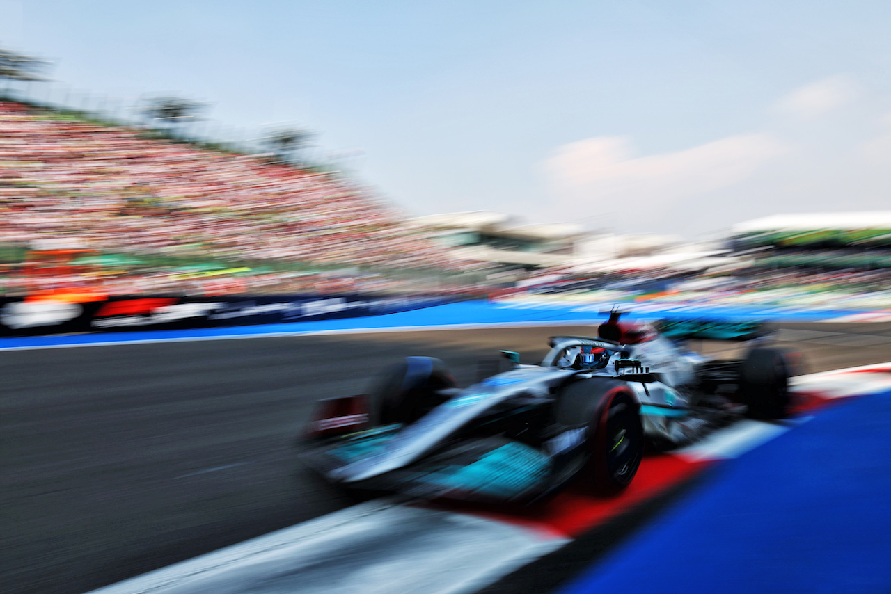 GP CITTA DEL MESSICO, George Russell (GBR) Mercedes AMG F1 W13.
29.10.2022. Formula 1 World Championship, Rd 20, Mexican Grand Prix, Mexico City, Mexico, Qualifiche Day.
 - www.xpbimages.com, EMail: requests@xpbimages.com © Copyright: Coates / XPB Images