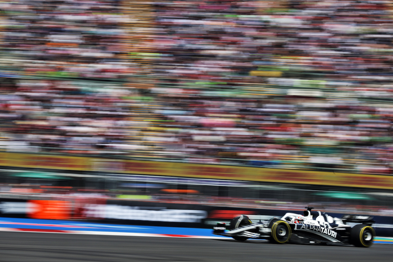 GP CITTA DEL MESSICO, Pierre Gasly (FRA) AlphaTauri AT03.
29.10.2022. Formula 1 World Championship, Rd 20, Mexican Grand Prix, Mexico City, Mexico, Qualifiche Day.
- www.xpbimages.com, EMail: requests@xpbimages.com © Copyright: Bearne / XPB Images
