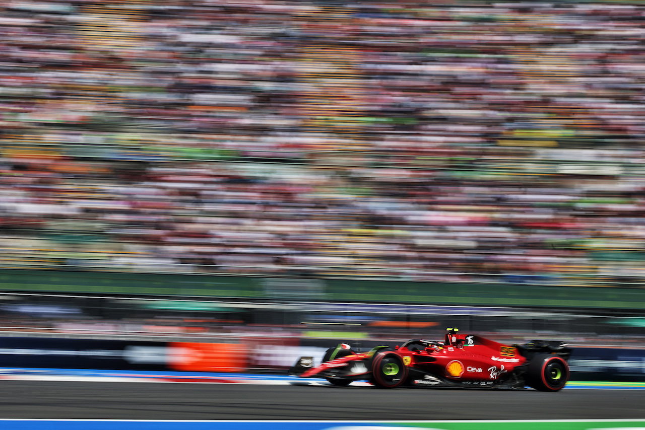 GP CITTA DEL MESSICO, Carlos Sainz Jr (ESP) Ferrari F1-75.
29.10.2022. Formula 1 World Championship, Rd 20, Mexican Grand Prix, Mexico City, Mexico, Qualifiche Day.
- www.xpbimages.com, EMail: requests@xpbimages.com © Copyright: Bearne / XPB Images