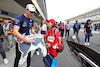 GP CITTA DEL MESSICO, Nicholas Latifi (CDN) Williams Racing signs a 'Goatifi' cutout for a guest.
29.10.2022. Formula 1 World Championship, Rd 20, Mexican Grand Prix, Mexico City, Mexico, Qualifiche Day.
- www.xpbimages.com, EMail: requests@xpbimages.com © Copyright: Bearne / XPB Images