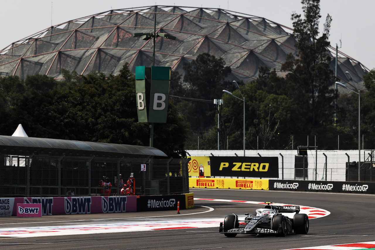 GP CITTA DEL MESSICO, Liam Lawson (NZL) AlphaTauri AT03 Test Driver.
28.10.2022. Formula 1 World Championship, Rd 20, Mexican Grand Prix, Mexico City, Mexico, Practice Day.
- www.xpbimages.com, EMail: requests@xpbimages.com © Copyright: Moy / XPB Images