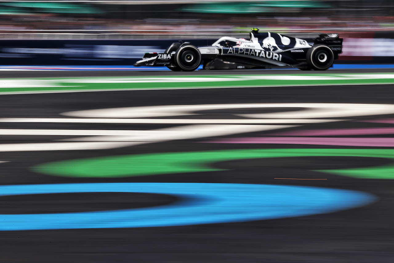 GP CITTA DEL MESSICO, Liam Lawson (NZL) AlphaTauri AT03 Test Driver.
28.10.2022. Formula 1 World Championship, Rd 20, Mexican Grand Prix, Mexico City, Mexico, Practice Day.
- www.xpbimages.com, EMail: requests@xpbimages.com © Copyright: Moy / XPB Images
