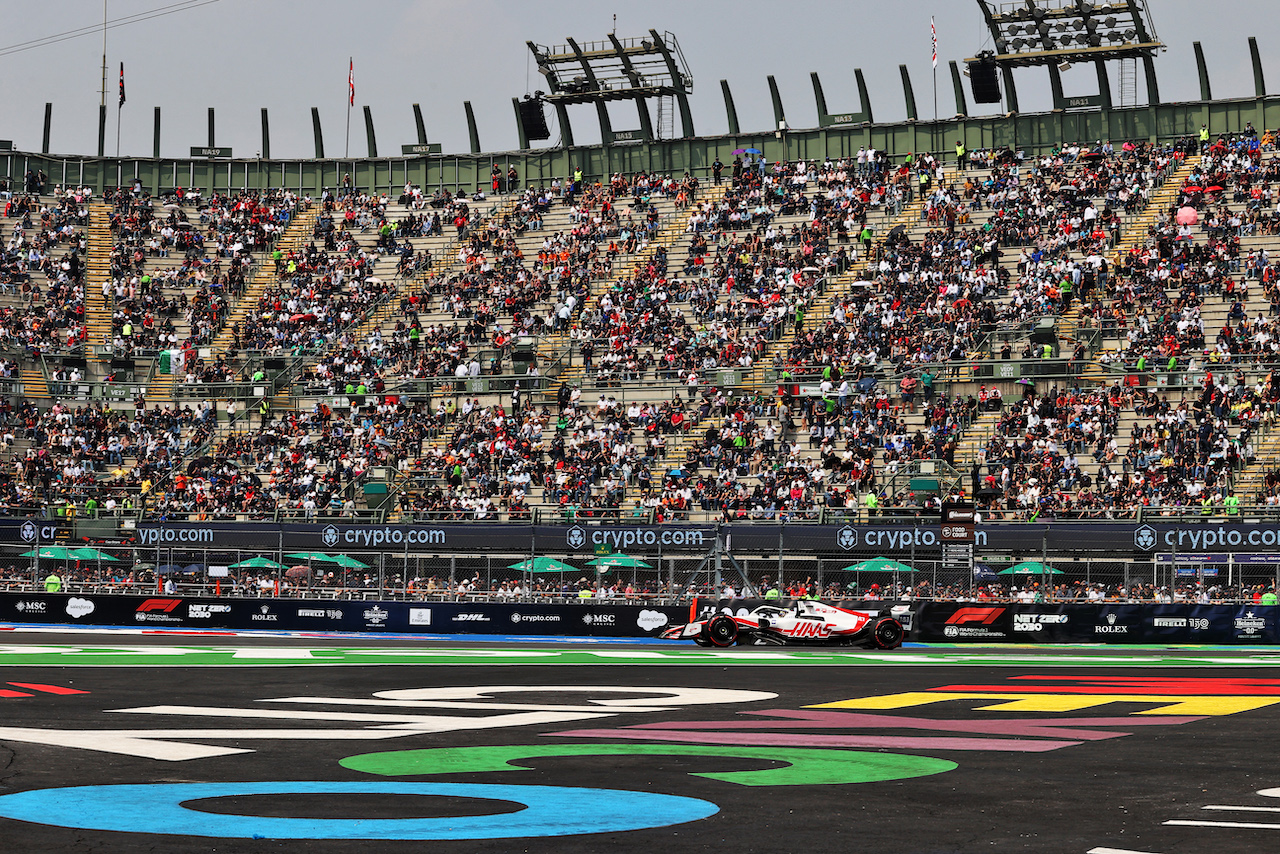 GP CITTA DEL MESSICO, Mick Schumacher (GER) Haas VF-22.
28.10.2022. Formula 1 World Championship, Rd 20, Mexican Grand Prix, Mexico City, Mexico, Practice Day.
- www.xpbimages.com, EMail: requests@xpbimages.com © Copyright: Moy / XPB Images