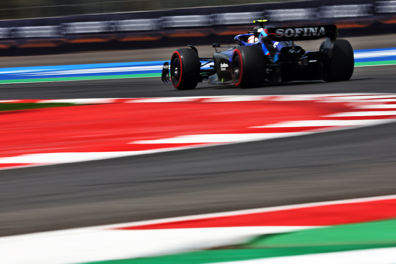 GP CITTA DEL MESSICO, Nicholas Latifi (CDN) Williams Racing FW44.
28.10.2022. Formula 1 World Championship, Rd 20, Mexican Grand Prix, Mexico City, Mexico, Practice Day.
 - www.xpbimages.com, EMail: requests@xpbimages.com © Copyright: Coates / XPB Images