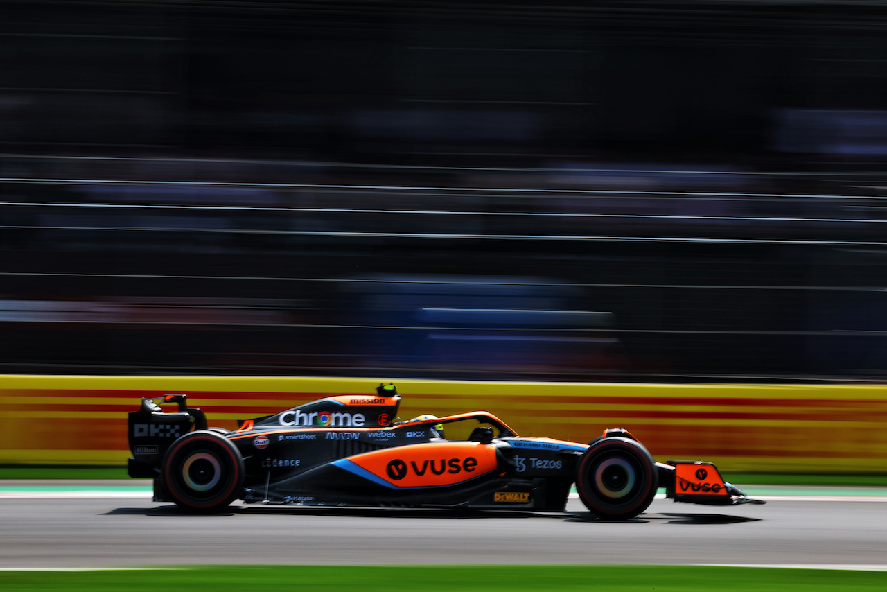 GP CITTA DEL MESSICO, Lando Norris (GBR) McLaren MCL36.
28.10.2022. Formula 1 World Championship, Rd 20, Mexican Grand Prix, Mexico City, Mexico, Practice Day.
 - www.xpbimages.com, EMail: requests@xpbimages.com © Copyright: Coates / XPB Images