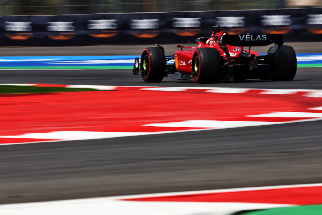 GP CITTA DEL MESSICO, Charles Leclerc (MON) Ferrari F1-75.
28.10.2022. Formula 1 World Championship, Rd 20, Mexican Grand Prix, Mexico City, Mexico, Practice Day.
 - www.xpbimages.com, EMail: requests@xpbimages.com © Copyright: Coates / XPB Images
