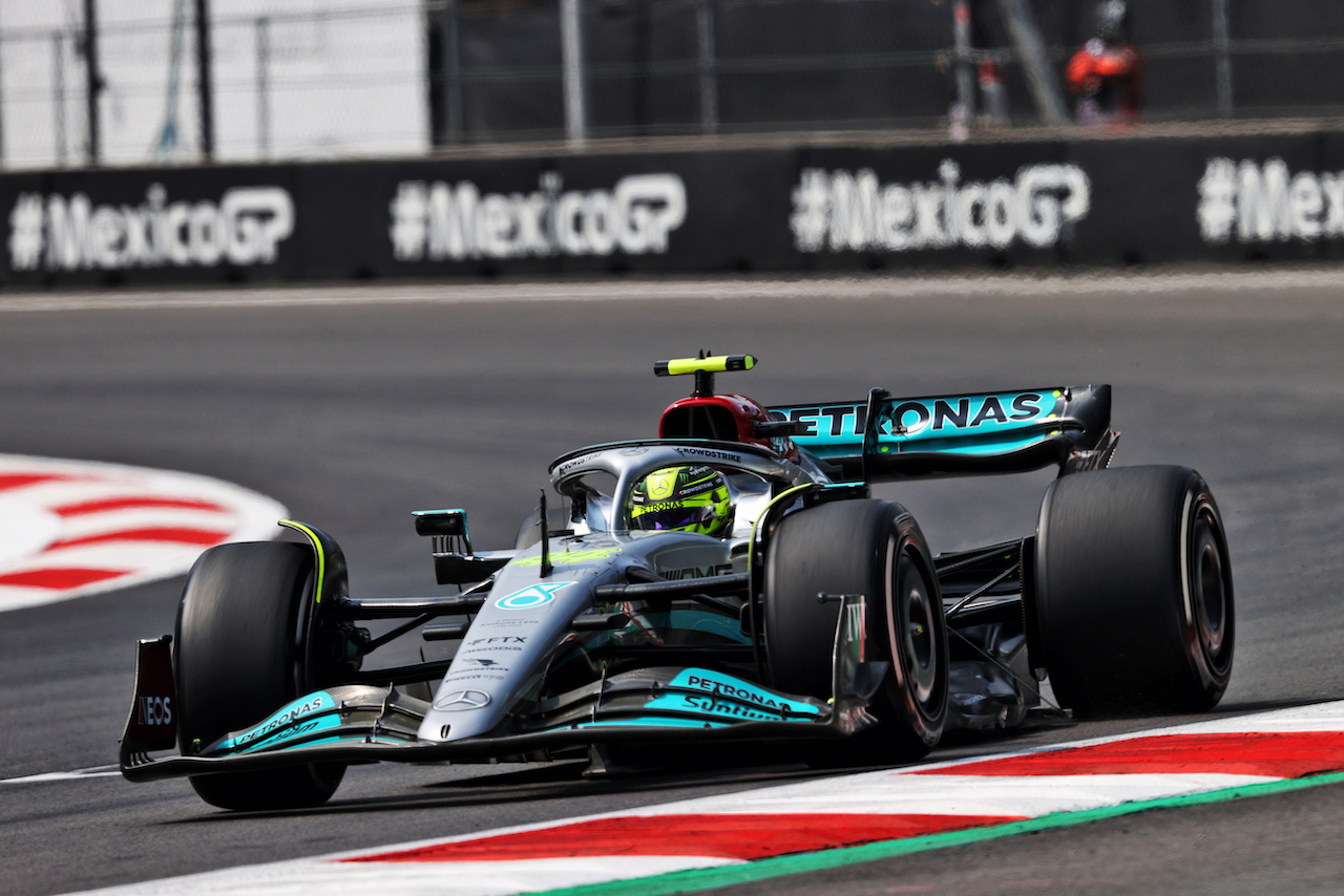 GP CITTA DEL MESSICO, Lewis Hamilton (GBR) Mercedes AMG F1 W13.
28.10.2022. Formula 1 World Championship, Rd 20, Mexican Grand Prix, Mexico City, Mexico, Practice Day.
- www.xpbimages.com, EMail: requests@xpbimages.com © Copyright: Moy / XPB Images