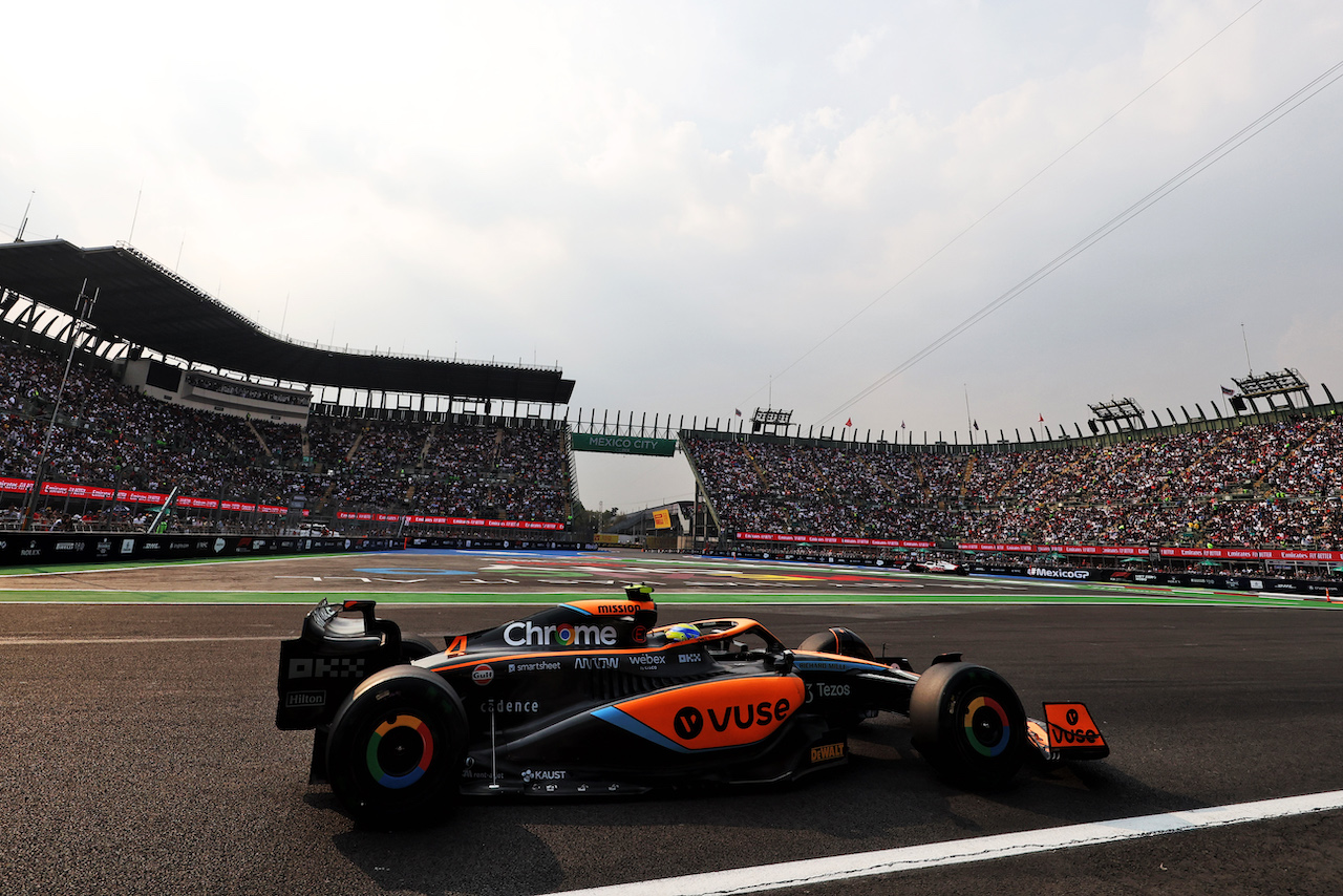 GP CITTA DEL MESSICO, Lando Norris (GBR) McLaren MCL36.
28.10.2022. Formula 1 World Championship, Rd 20, Mexican Grand Prix, Mexico City, Mexico, Practice Day.
- www.xpbimages.com, EMail: requests@xpbimages.com © Copyright: Bearne / XPB Images