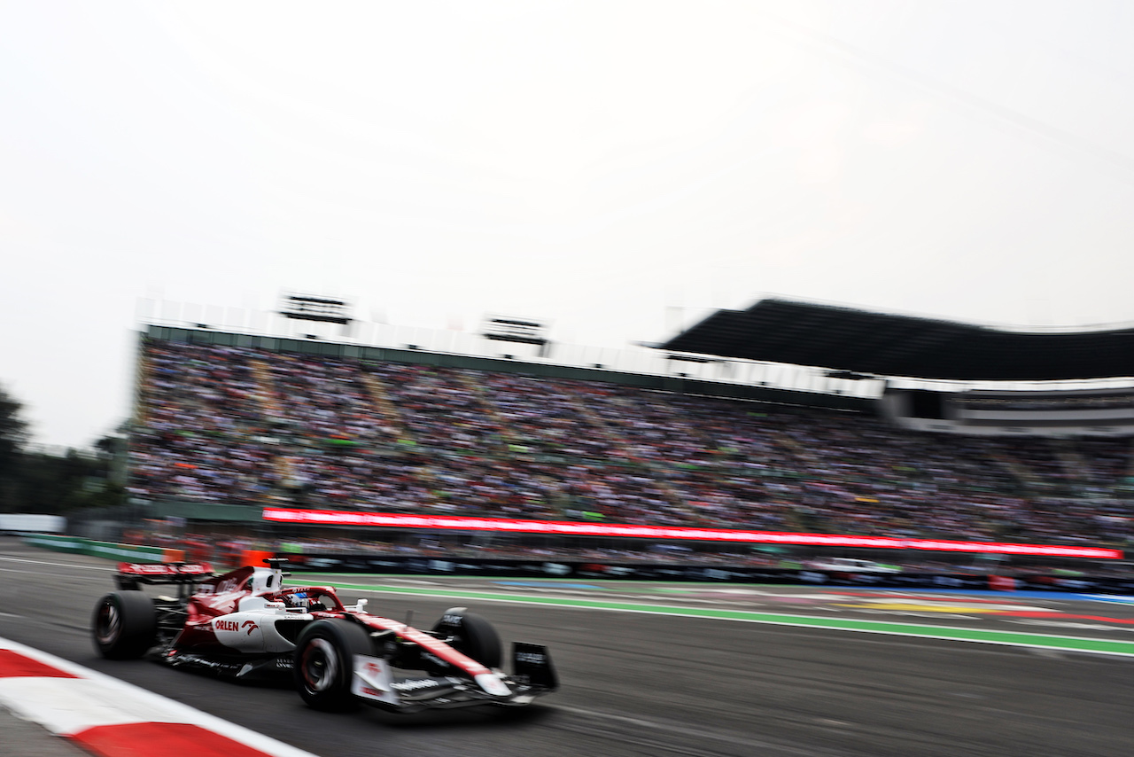 GP CITTA DEL MESSICO, Valtteri Bottas (FIN) Alfa Romeo F1 Team C42.
28.10.2022. Formula 1 World Championship, Rd 20, Mexican Grand Prix, Mexico City, Mexico, Practice Day.
- www.xpbimages.com, EMail: requests@xpbimages.com © Copyright: Bearne / XPB Images