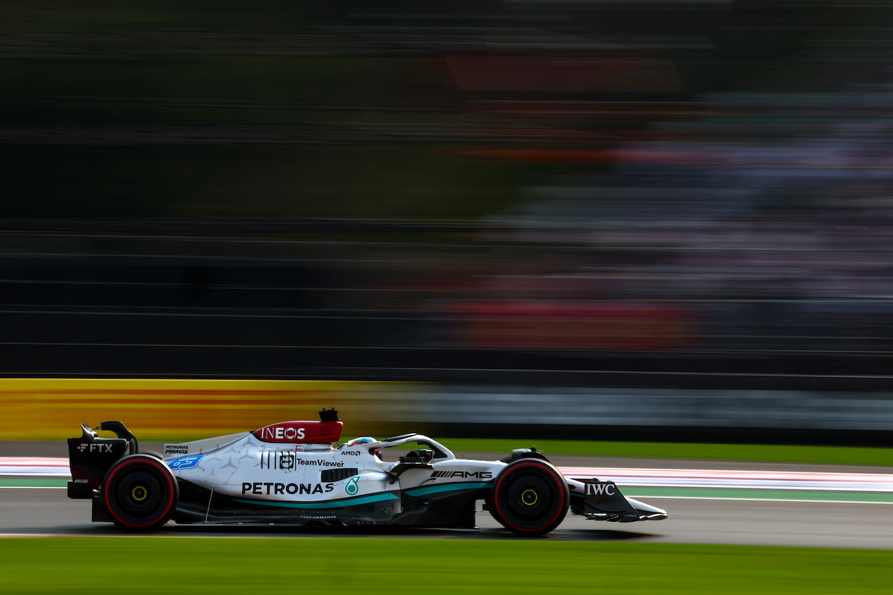 GP CITTA DEL MESSICO, George Russell (GBR), Mercedes AMG F1 
28.10.2022. Formula 1 World Championship, Rd 20, Mexican Grand Prix, Mexico City, Mexico, Practice Day.
- www.xpbimages.com, EMail: requests@xpbimages.com ¬© Copyright: Charniaux / XPB Images