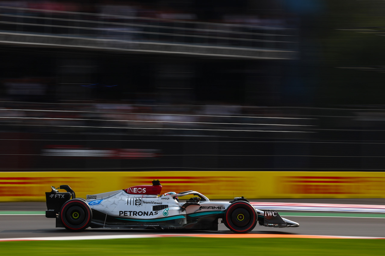 GP CITTA DEL MESSICO, George Russell (GBR), Mercedes AMG F1 
28.10.2022. Formula 1 World Championship, Rd 20, Mexican Grand Prix, Mexico City, Mexico, Practice Day.
- www.xpbimages.com, EMail: requests@xpbimages.com © Copyright: Charniaux / XPB Images