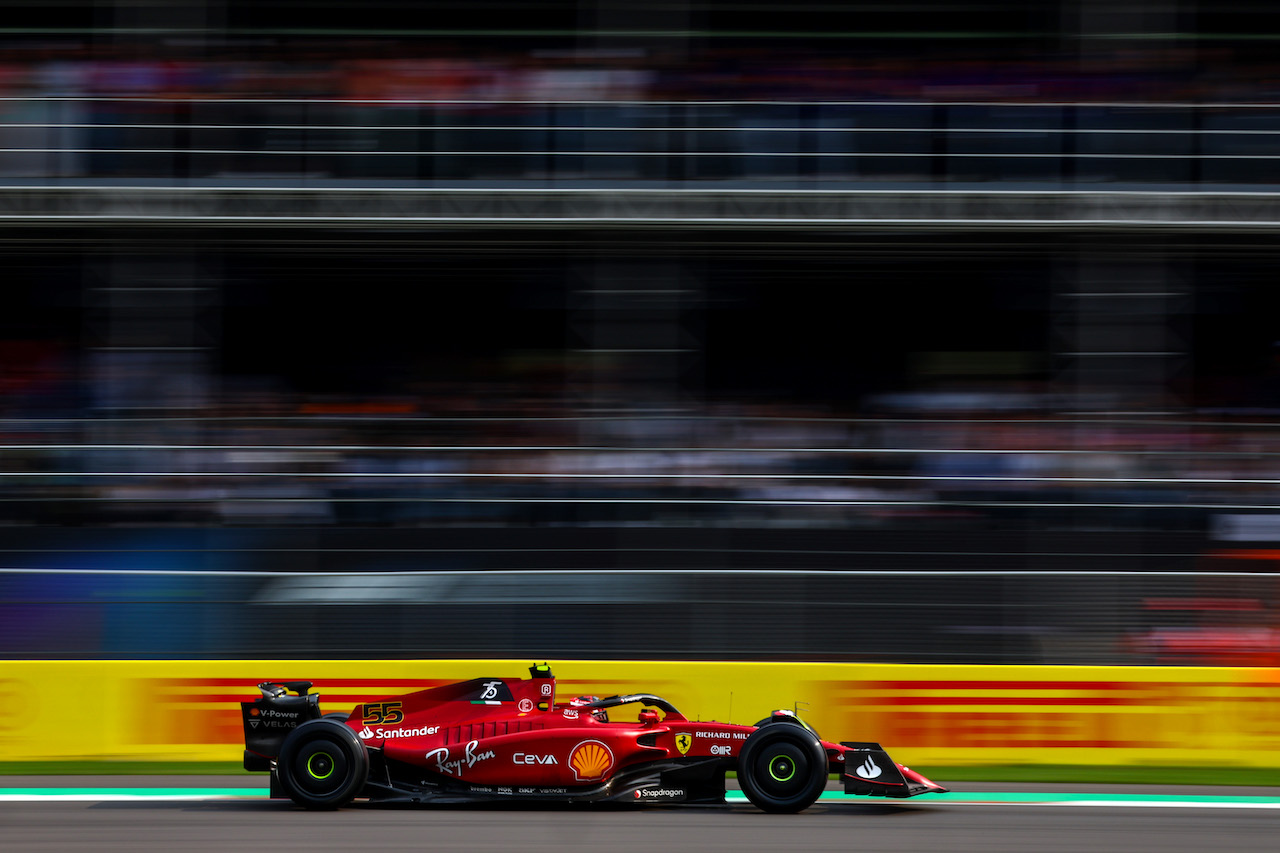 GP CITTA DEL MESSICO, Carlos Sainz Jr (ESP), Ferrari 
28.10.2022. Formula 1 World Championship, Rd 20, Mexican Grand Prix, Mexico City, Mexico, Practice Day.
- www.xpbimages.com, EMail: requests@xpbimages.com ¬© Copyright: Charniaux / XPB Images