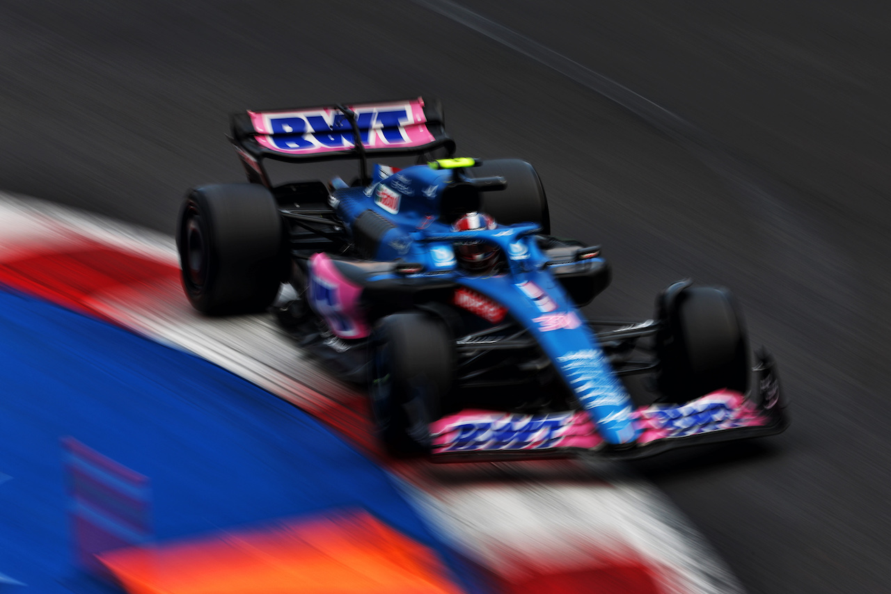 GP CITTA DEL MESSICO, Esteban Ocon (FRA) Alpine F1 Team A522.
28.10.2022. Formula 1 World Championship, Rd 20, Mexican Grand Prix, Mexico City, Mexico, Practice Day.
 - www.xpbimages.com, EMail: requests@xpbimages.com © Copyright: Coates / XPB Images