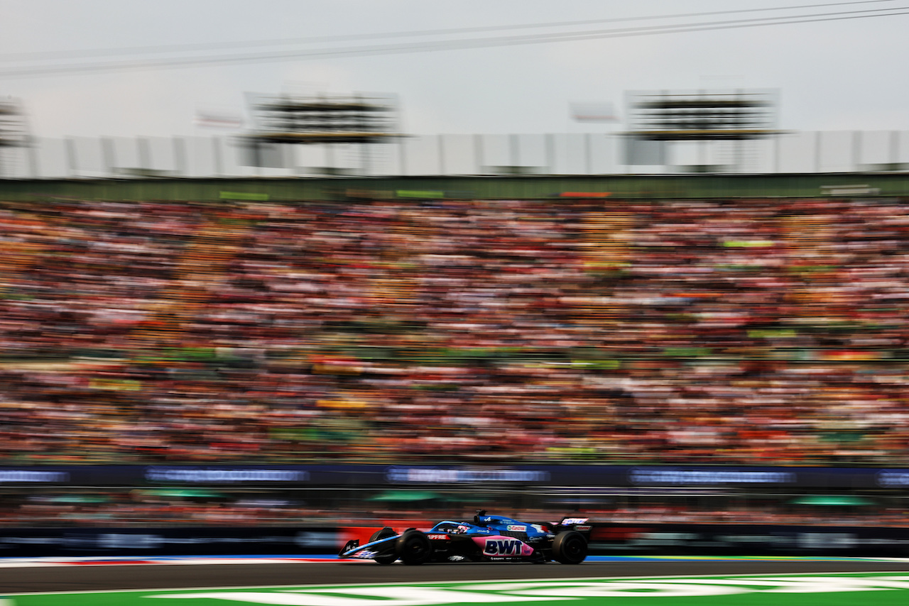 GP CITTA DEL MESSICO, Fernando Alonso (ESP) Alpine F1 Team A522.
28.10.2022. Formula 1 World Championship, Rd 20, Mexican Grand Prix, Mexico City, Mexico, Practice Day.
 - www.xpbimages.com, EMail: requests@xpbimages.com © Copyright: Coates / XPB Images
