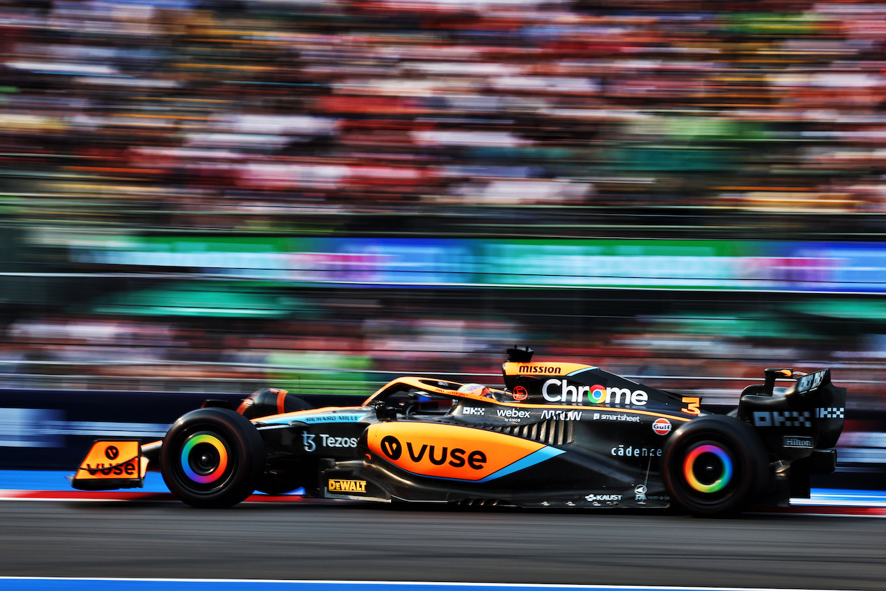 GP CITTA DEL MESSICO, Daniel Ricciardo (AUS) McLaren MCL36.
28.10.2022. Formula 1 World Championship, Rd 20, Mexican Grand Prix, Mexico City, Mexico, Practice Day.
 - www.xpbimages.com, EMail: requests@xpbimages.com © Copyright: Coates / XPB Images