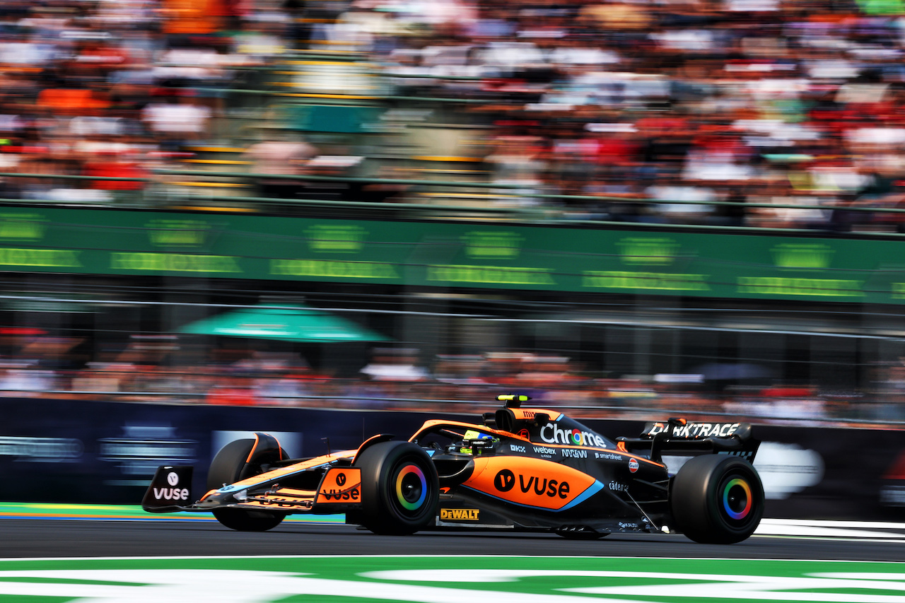 GP CITTA DEL MESSICO, Lando Norris (GBR) McLaren MCL36.
28.10.2022. Formula 1 World Championship, Rd 20, Mexican Grand Prix, Mexico City, Mexico, Practice Day.
 - www.xpbimages.com, EMail: requests@xpbimages.com © Copyright: Coates / XPB Images