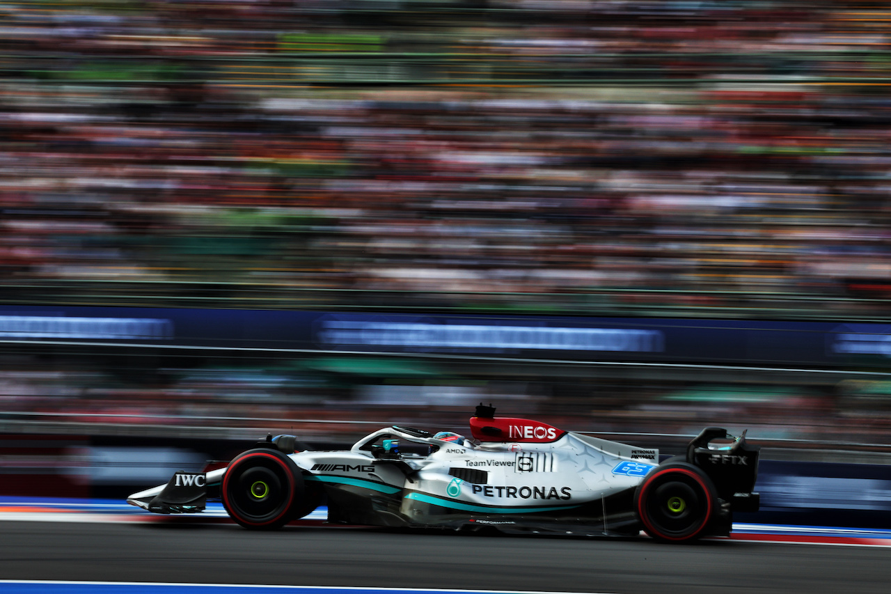 GP CITTA DEL MESSICO, George Russell (GBR) Mercedes AMG F1 W13.
28.10.2022. Formula 1 World Championship, Rd 20, Mexican Grand Prix, Mexico City, Mexico, Practice Day.
 - www.xpbimages.com, EMail: requests@xpbimages.com © Copyright: Coates / XPB Images