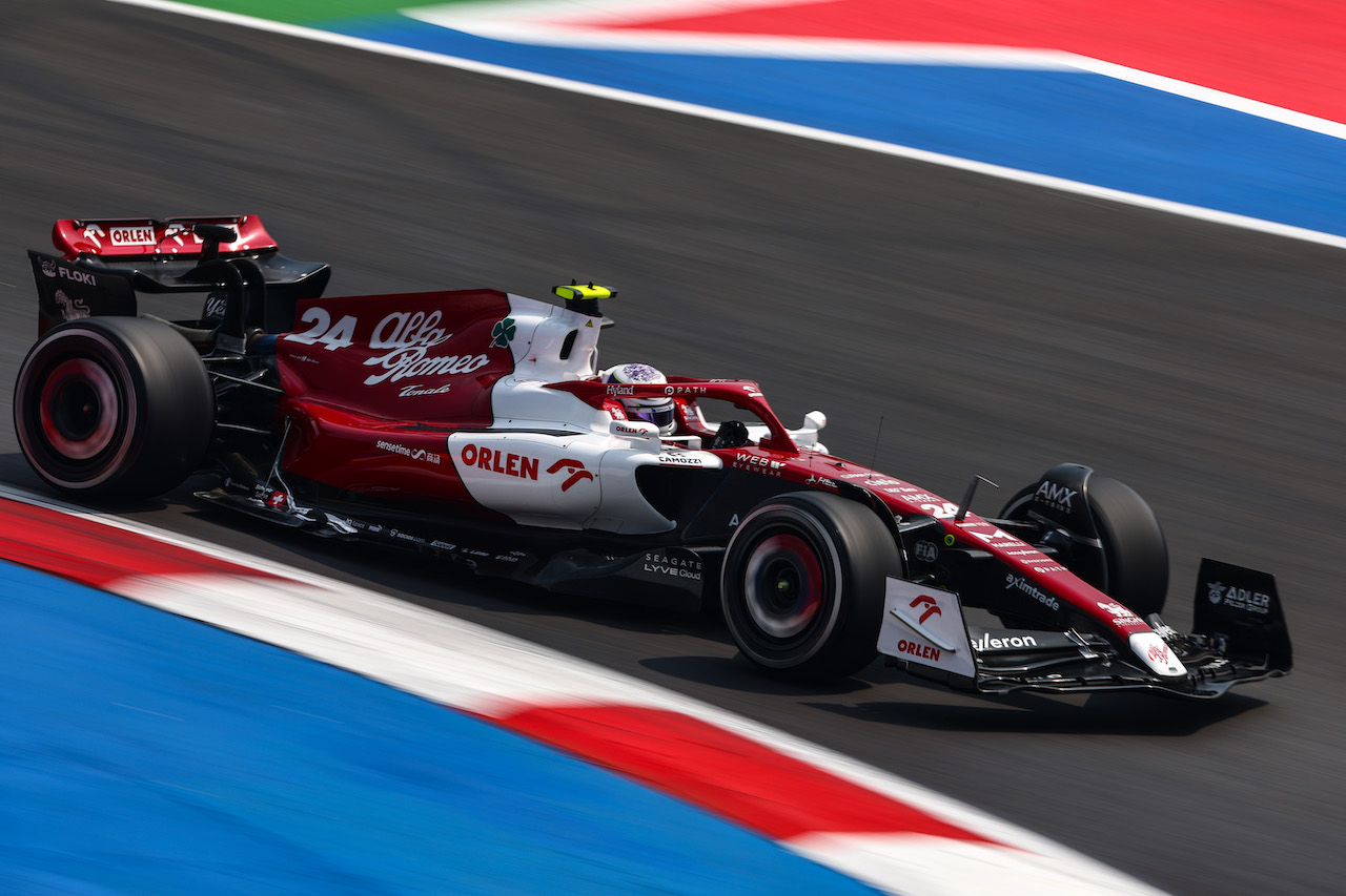 GP CITTA DEL MESSICO, Guanyu Zhou (CHI), Alfa Romeo Racing 
28.10.2022. Formula 1 World Championship, Rd 20, Mexican Grand Prix, Mexico City, Mexico, Practice Day.
- www.xpbimages.com, EMail: requests@xpbimages.com © Copyright: Charniaux / XPB Images
