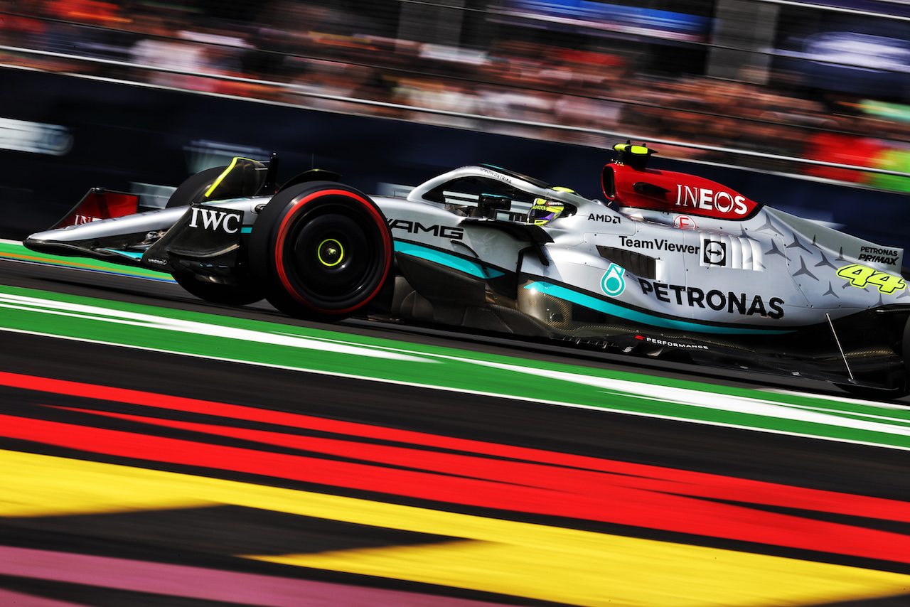 GP CITTA DEL MESSICO, Lewis Hamilton (GBR) Mercedes AMG F1 W13.
28.10.2022. Formula 1 World Championship, Rd 20, Mexican Grand Prix, Mexico City, Mexico, Practice Day.
- www.xpbimages.com, EMail: requests@xpbimages.com © Copyright: Moy / XPB Images