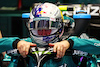 GP CITTA DEL MESSICO, Sebastian Vettel (GER) Aston Martin F1 Team AMR22 wearing a tribute helmet to Dietrich Mateschitz (AUT) CEO e Founder of Red Bull.
28.10.2022. Formula 1 World Championship, Rd 20, Mexican Grand Prix, Mexico City, Mexico, Practice Day.
- www.xpbimages.com, EMail: requests@xpbimages.com © Copyright: Batchelor / XPB Images