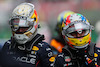 GP EMILIA ROMAGNA, Max Verstappen (NLD), Red Bull Racing e Sergio Perez (MEX), Red Bull Racing 
24.04.2022. Formula 1 World Championship, Rd 4, Emilia Romagna Grand Prix, Imola, Italy, Gara Day.
- www.xpbimages.com, EMail: requests@xpbimages.com ¬© Copyright: Charniaux / XPB Images