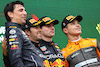 GP EMILIA ROMAGNA, Sergio Perez (MEX), Red Bull Racing Lando Norris (GBR), McLaren F1 Team e Max Verstappen (NLD), Red Bull Racing 
24.04.2022. Formula 1 World Championship, Rd 4, Emilia Romagna Grand Prix, Imola, Italy, Gara Day.
- www.xpbimages.com, EMail: requests@xpbimages.com ¬© Copyright: Charniaux / XPB Images