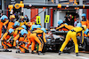 GP EMILIA ROMAGNA, Daniel Ricciardo (AUS) McLaren MCL36 makes a pit stop.
24.04.2022. Formula 1 World Championship, Rd 4, Emilia Romagna Grand Prix, Imola, Italy, Gara Day.
- www.xpbimages.com, EMail: requests@xpbimages.com © Copyright: XPB Images