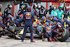 GP EMILIA ROMAGNA, Max Verstappen (NLD) Red Bull Racing RB18 makes a pit stop.
24.04.2022. Formula 1 World Championship, Rd 4, Emilia Romagna Grand Prix, Imola, Italy, Gara Day.
- www.xpbimages.com, EMail: requests@xpbimages.com © Copyright: XPB Images